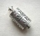 Подвеска Молитвенный барабанчик (1,8 x 2,5 см).