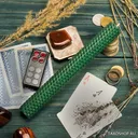 Свеча из вощины "Искра удачи" с базиликом. 