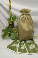 Мешочек из экозамши золотисто-оливковый, 10 x 18 см. 