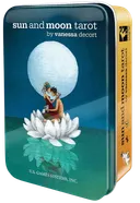 Sun and Moon Tarot in Tin. Таро Солнца и Луны в металлической коробочке. 