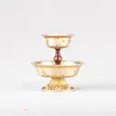 Серкьем, высота 12 см, диаметр 11,5 см, металл, коричневая ножка. 